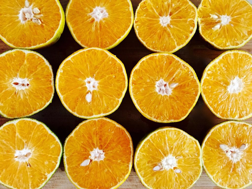 oranges, orange, yellow